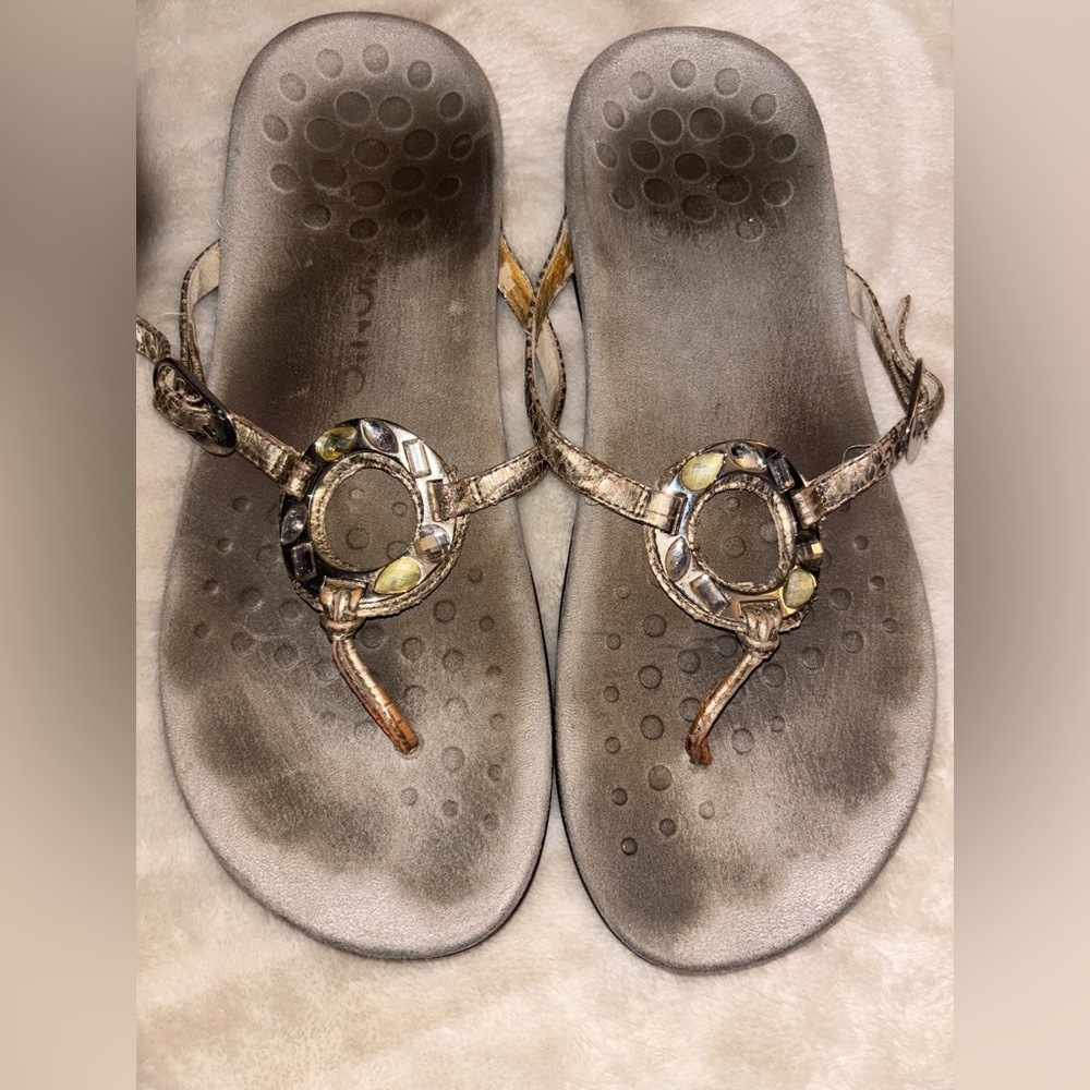 Vionic Ricci Women's Sandals in Grey Silver